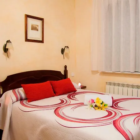 弗洛伦蒂诺乡村旅馆 * Robledillo